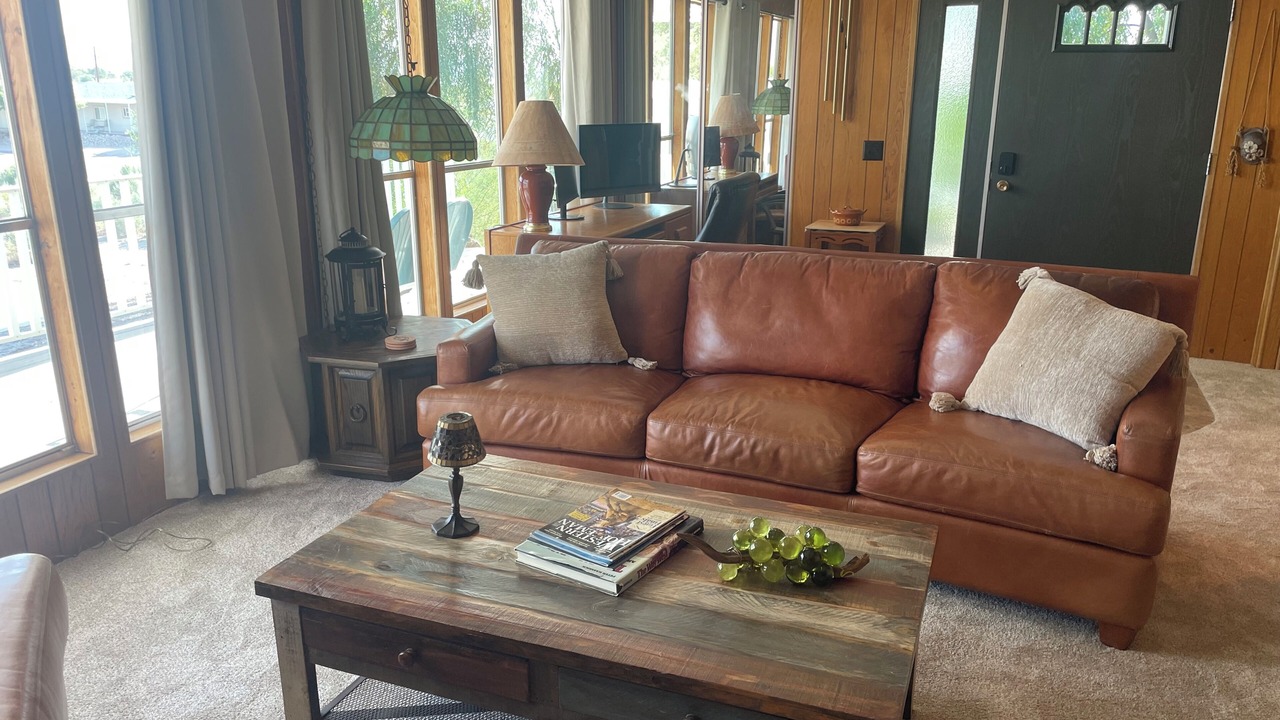 Photo of Livingroom in Mohave Valley