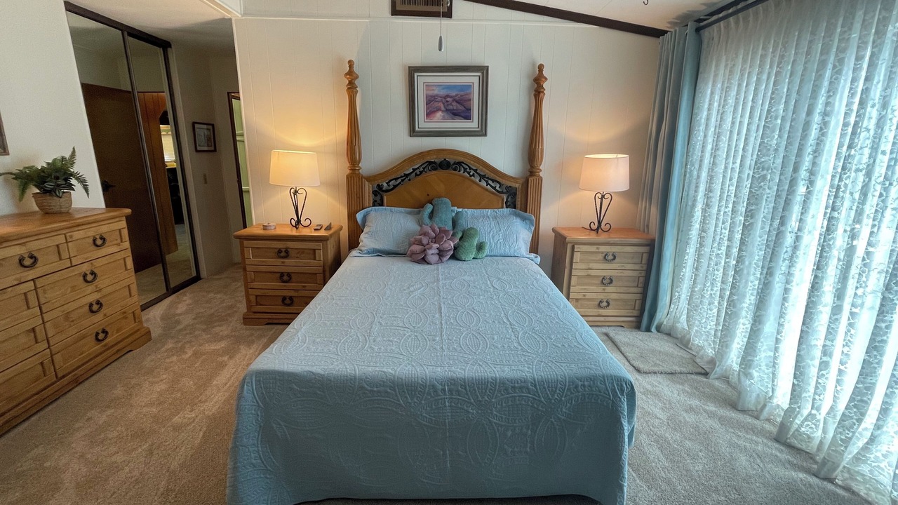 Photo of Bedroom in Mohave Valley