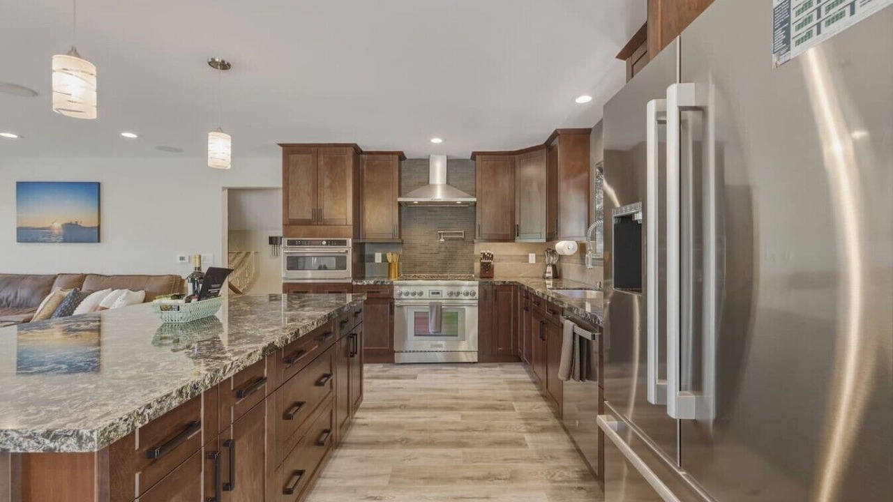 Photo of Kitchen in Round Hill Village