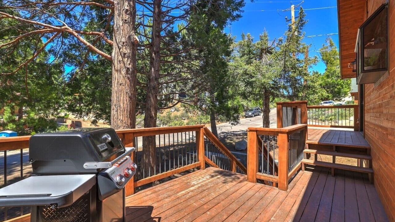 Photo of Patio Balcony in Round Hill Village
