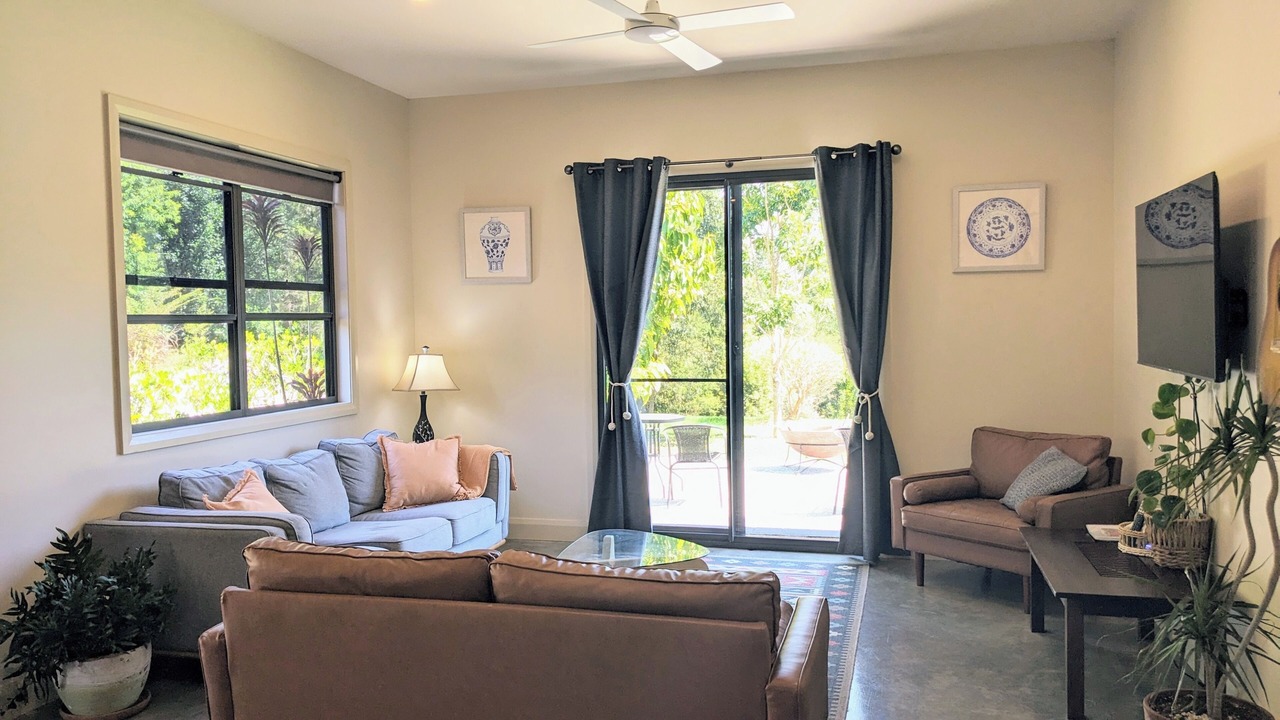 Photo of Livingroom in Federal