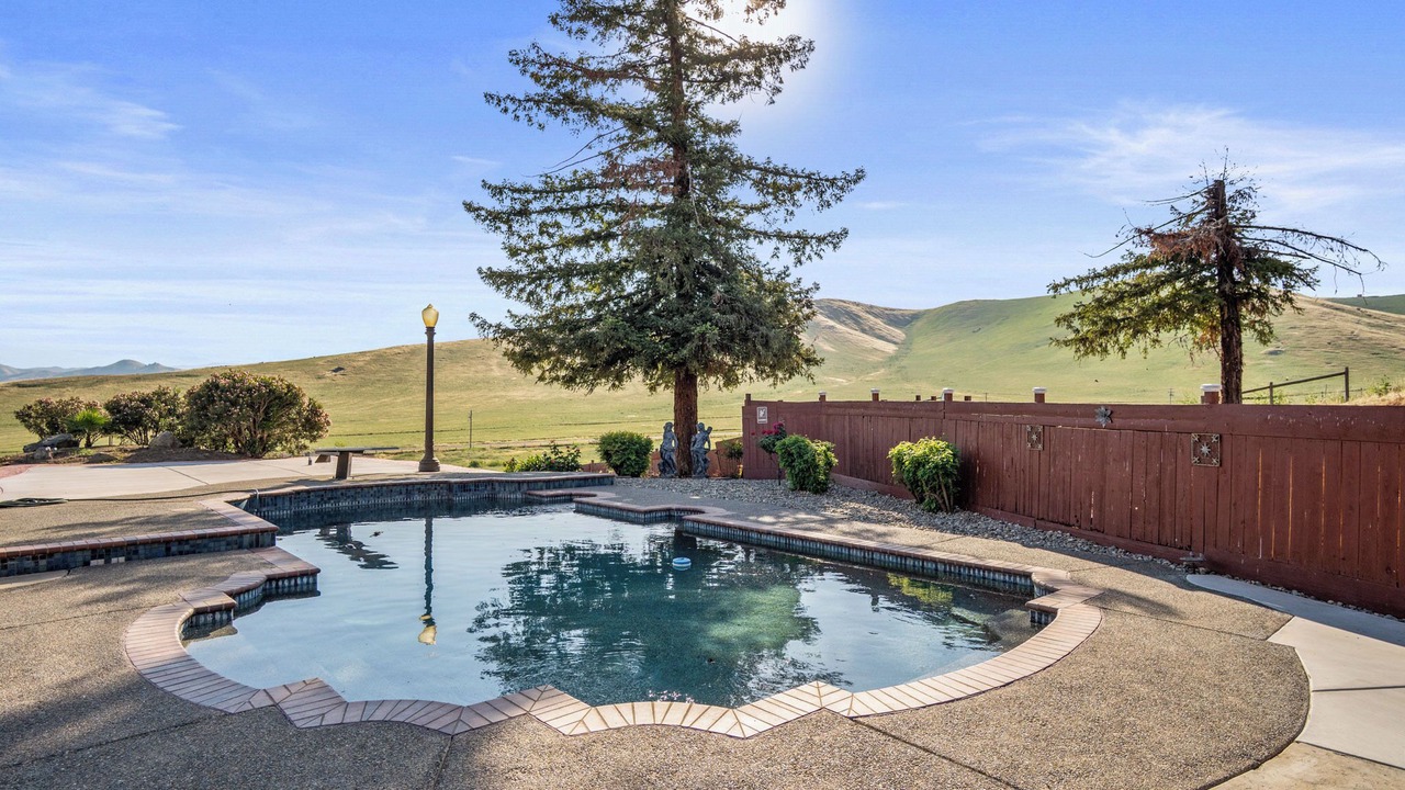 Photo of Outdoor in Porterville