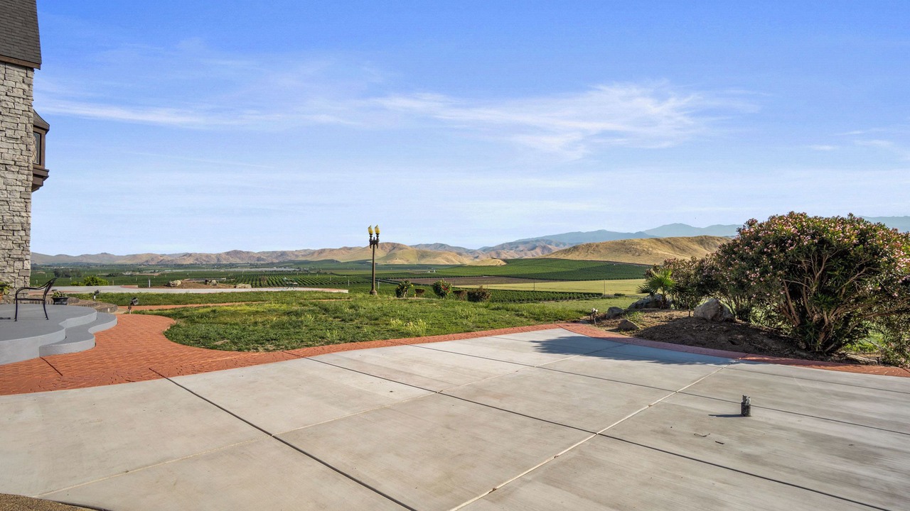 Photo of Outdoor in Porterville