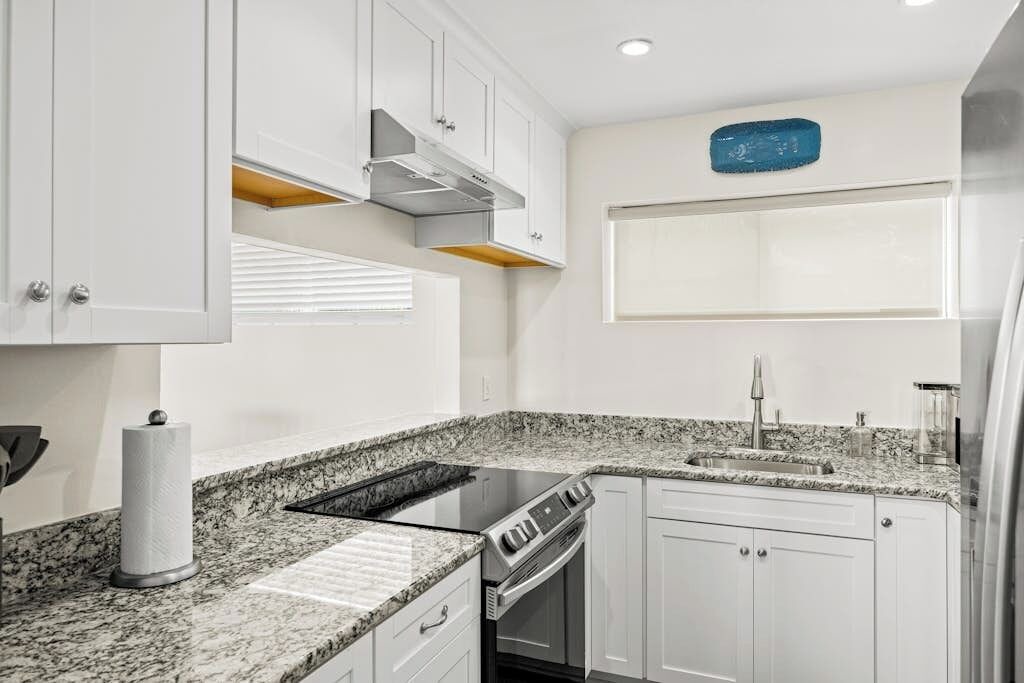 Photo of Kitchen in East Mesa