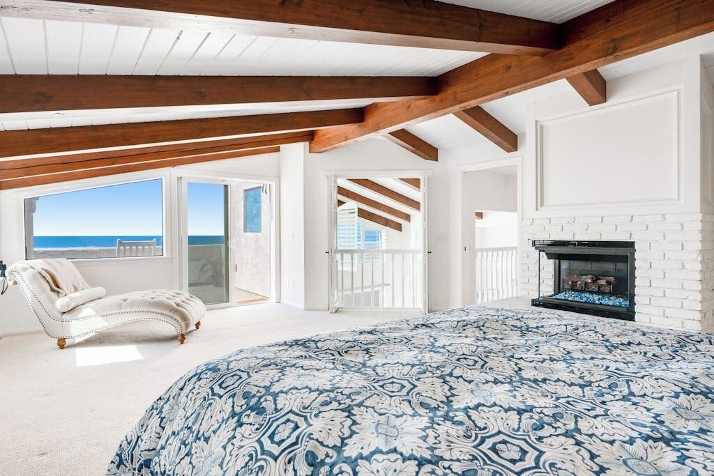 Photo of Bedroom in Hollywood Beach