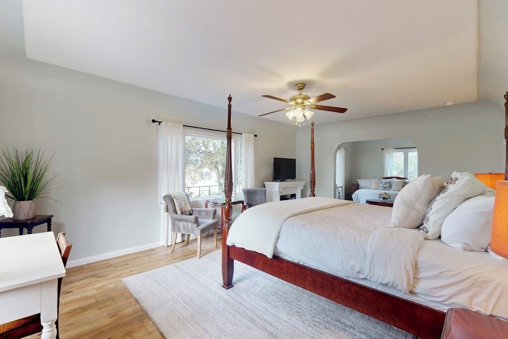 Photo of Bedroom in East Beach