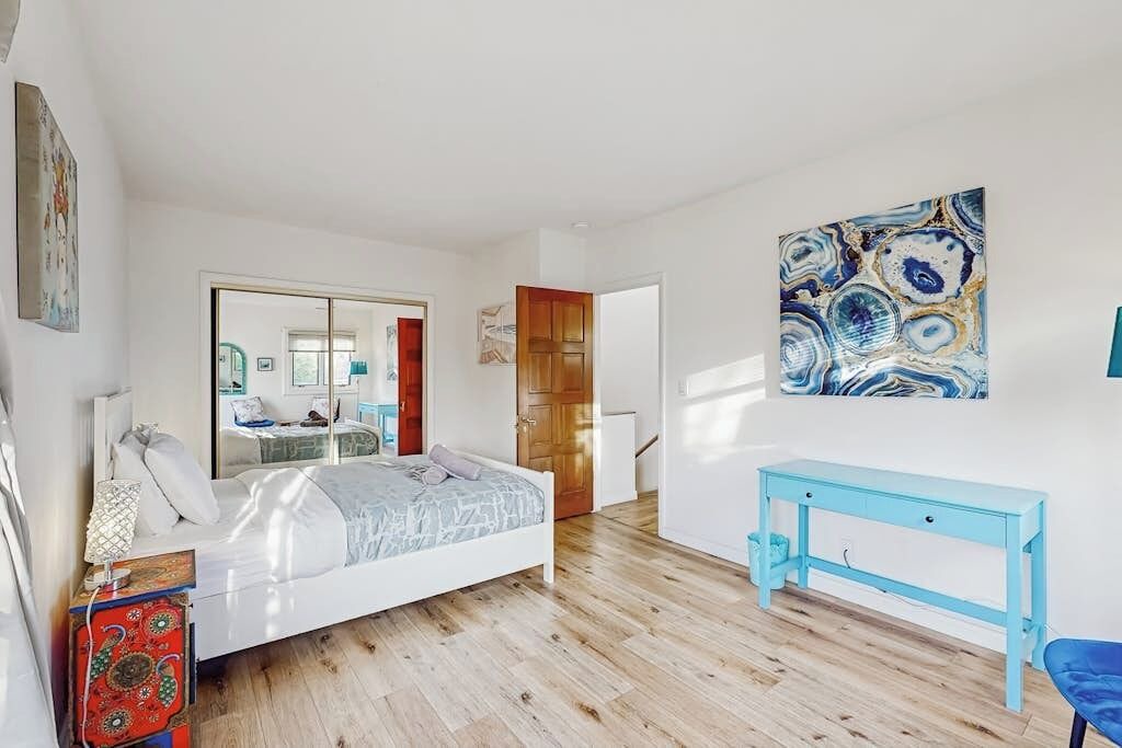 Photo of Bedroom in East Beach