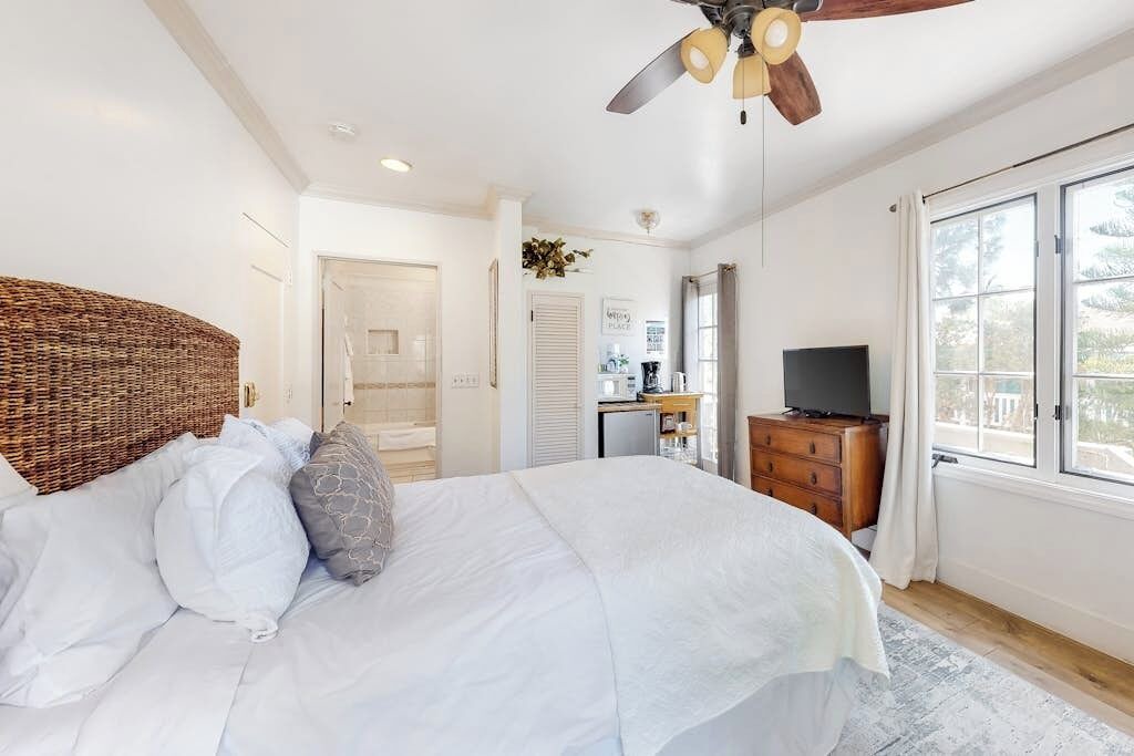 Photo of Bedroom in East Beach