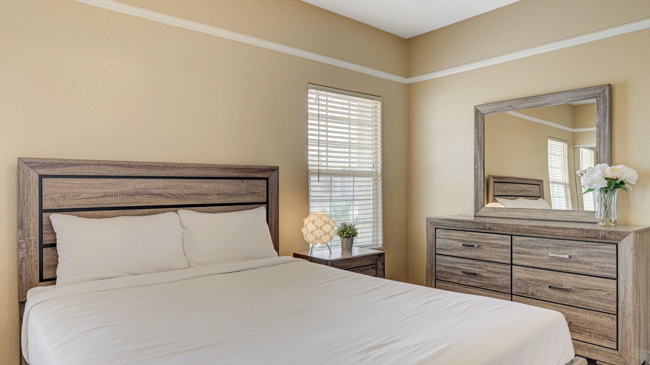 Photo of Bedroom in Spring Valley