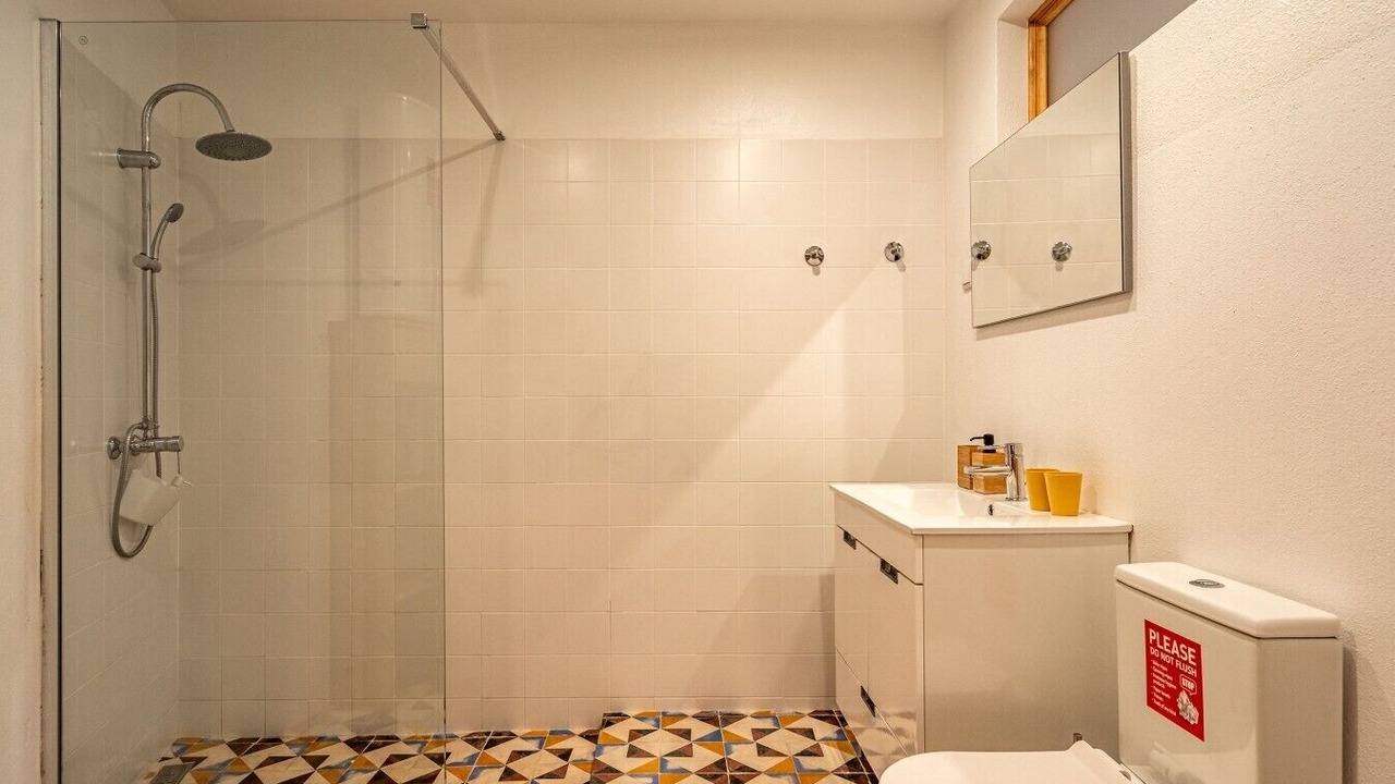 Photo of Bathroom in Caparica