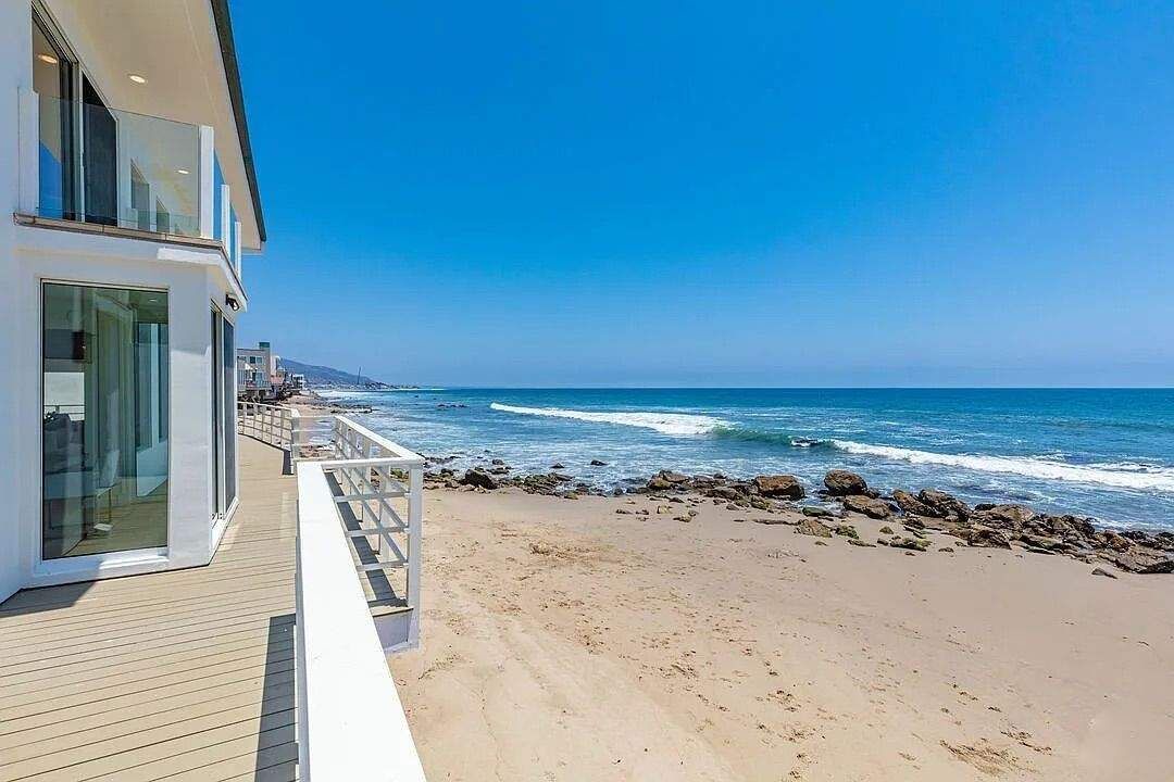 Photo of Others in Eastern Malibu