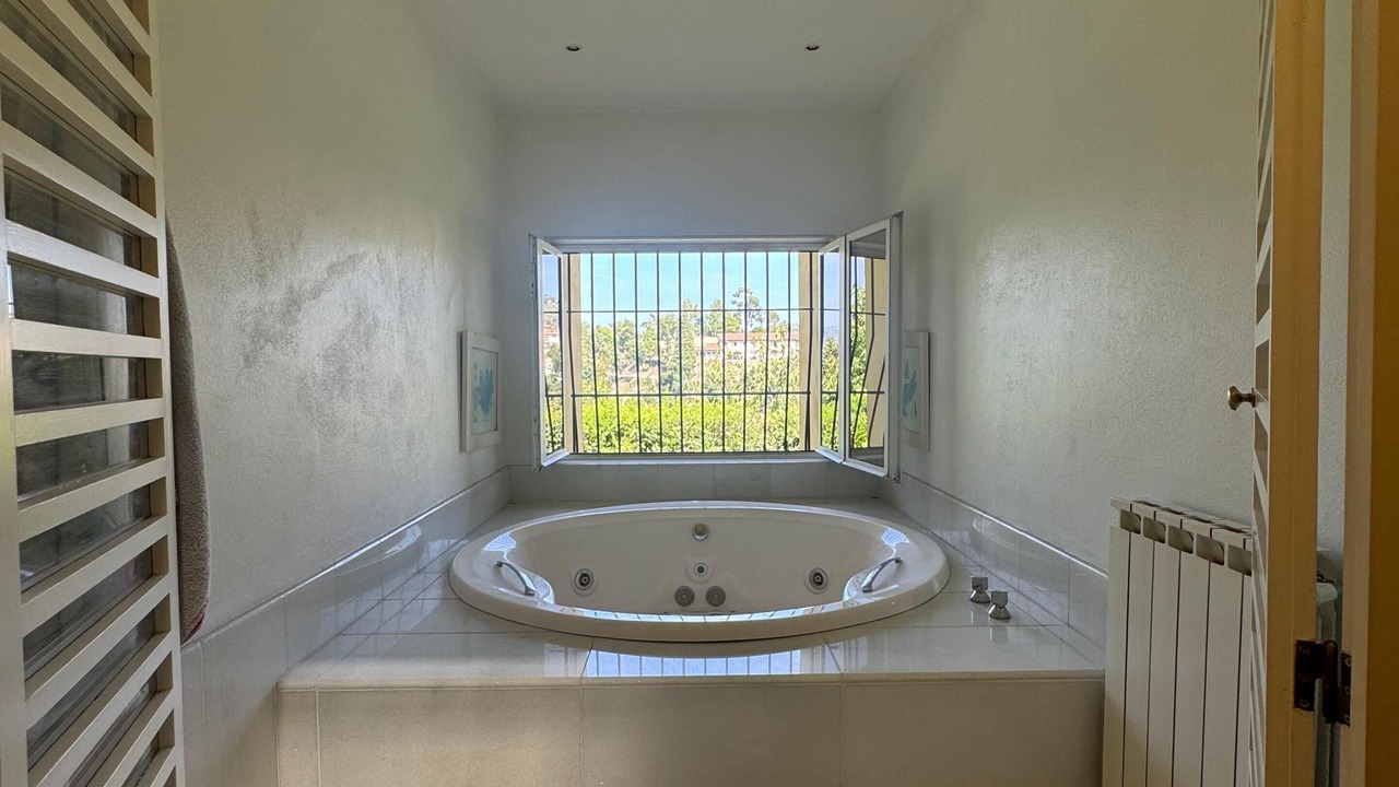 Photo of Bathroom in Anreade