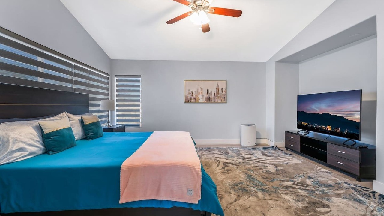 Photo of Bedroom in Spring Valley