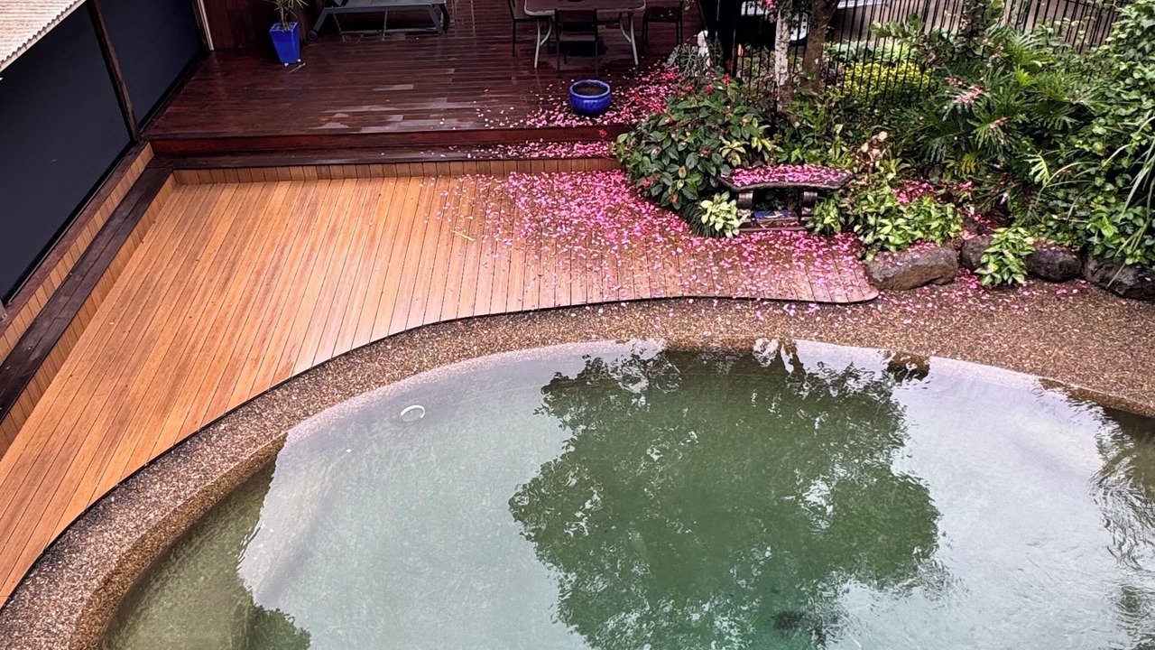 Photo of Outdoor in Bardon
