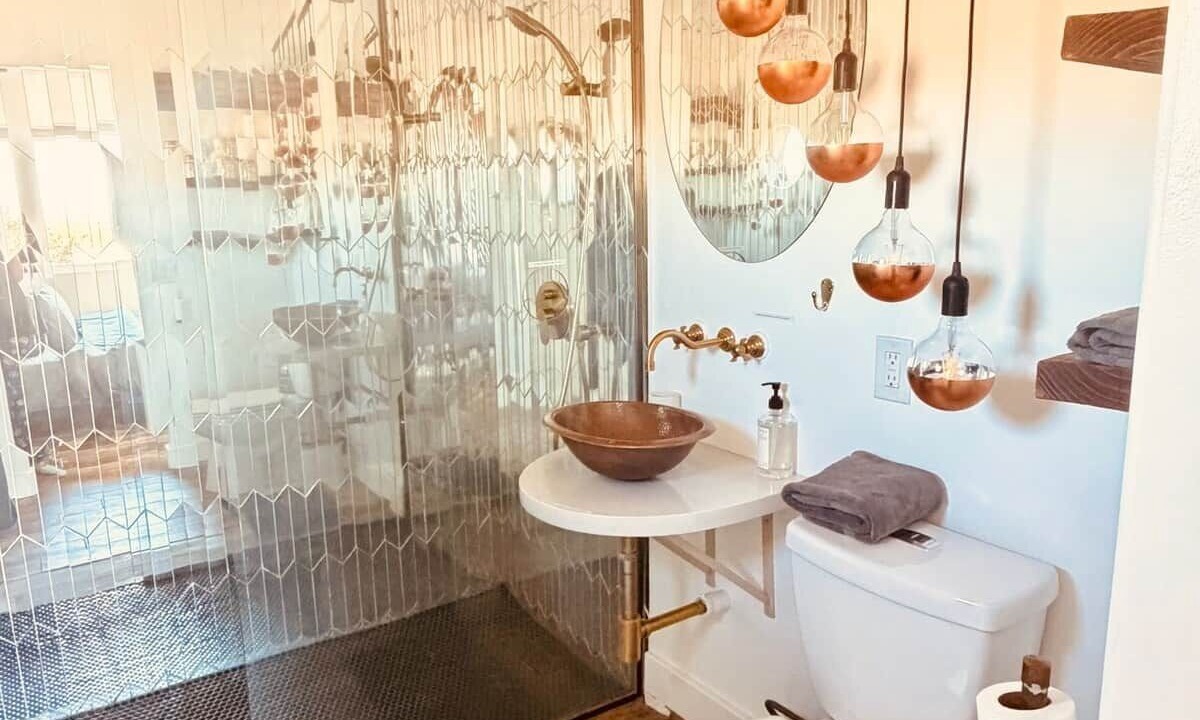 Photo of Bathroom in Landers