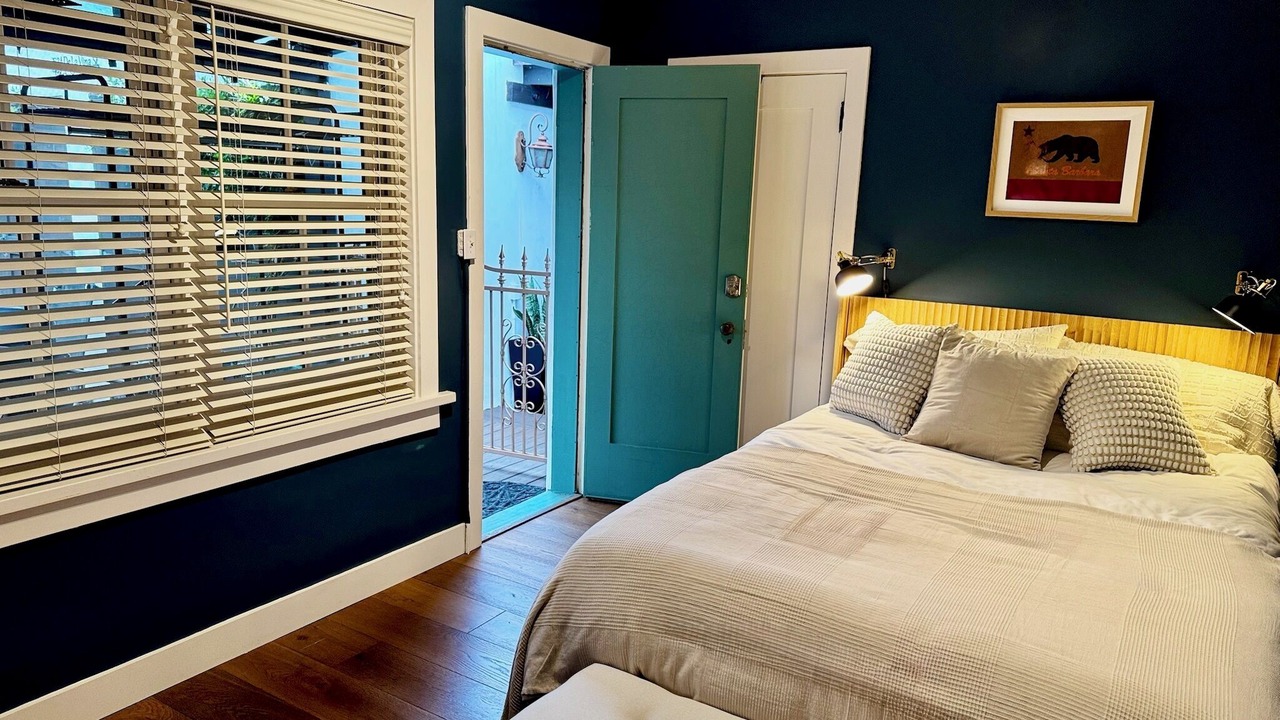 Photo of Bedroom in Oak Park
