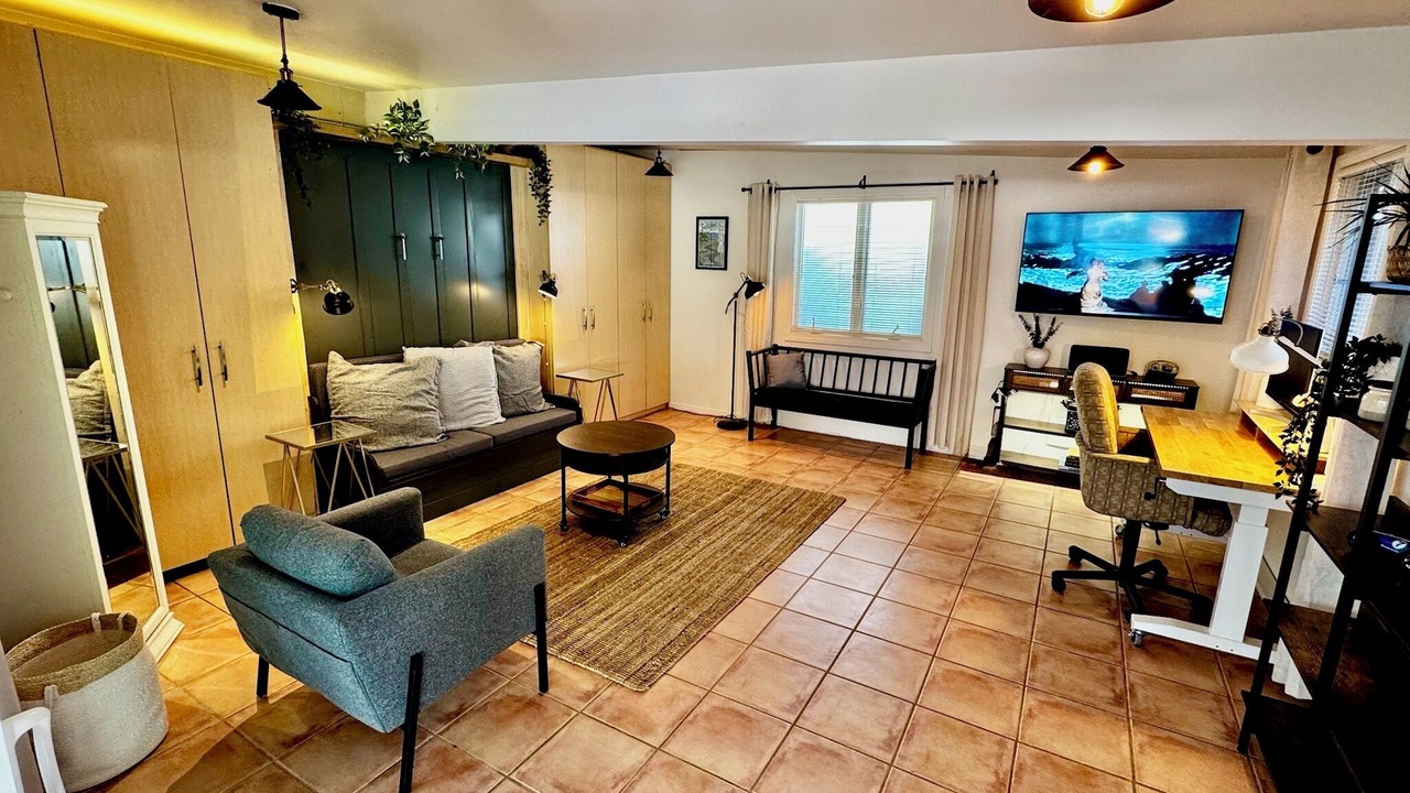 Photo of Livingroom in Oak Park