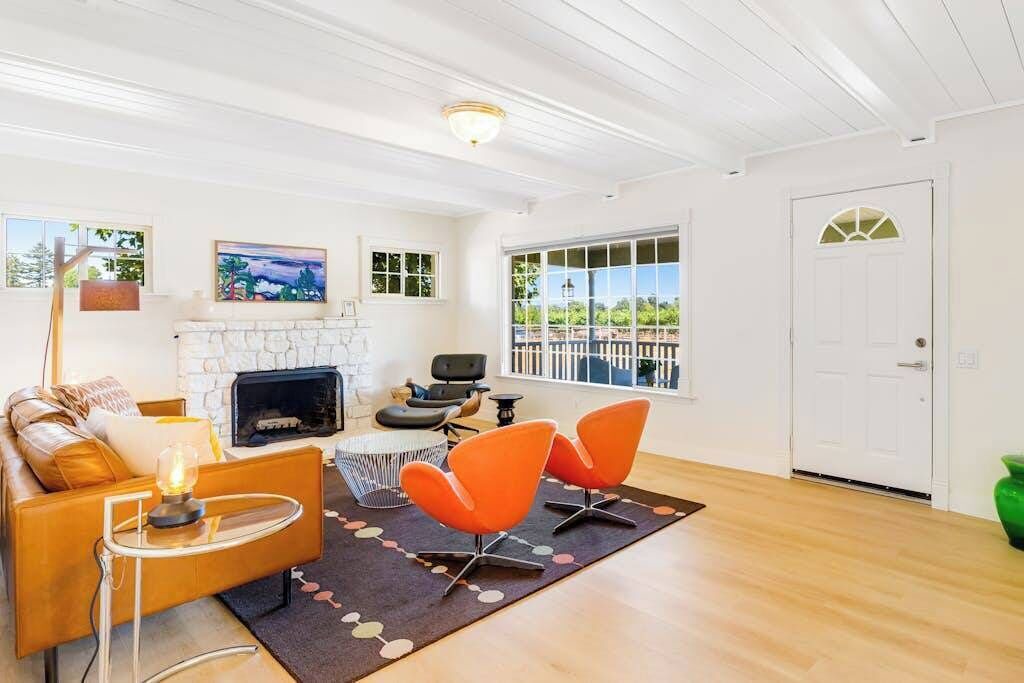 Photo of Livingroom in Healdsburg