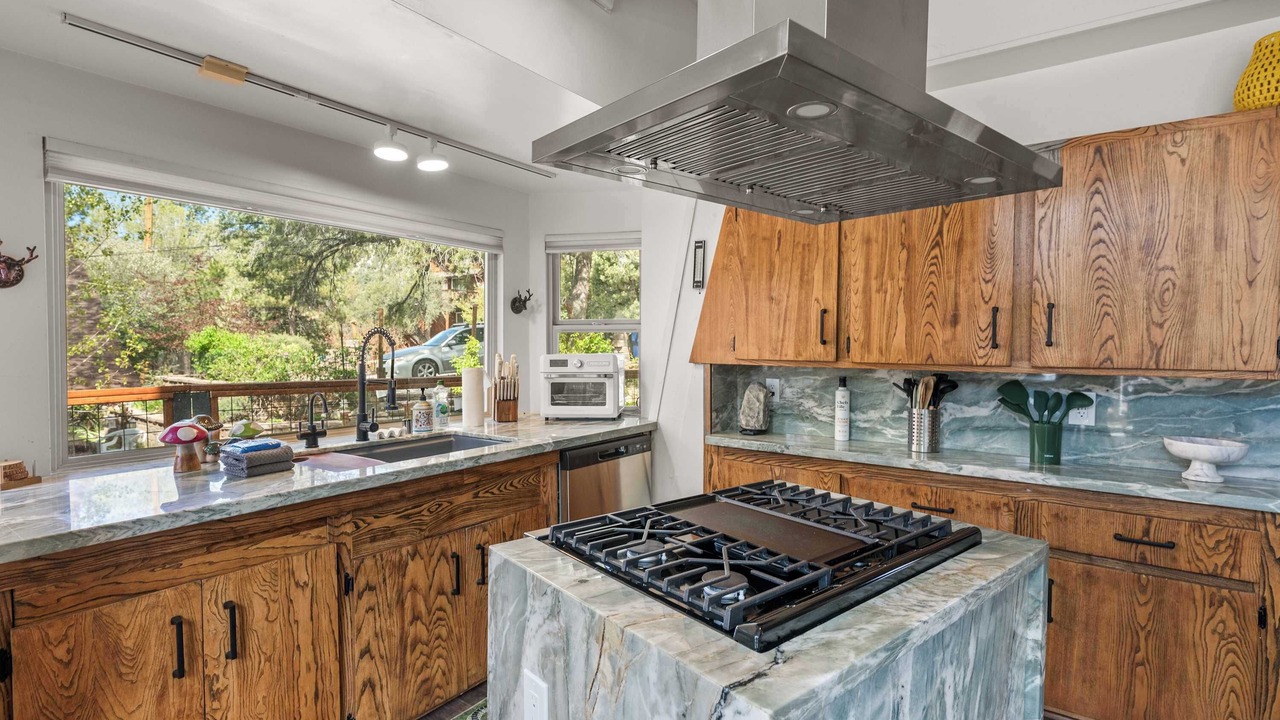 Photo of Kitchen in Big Bear City