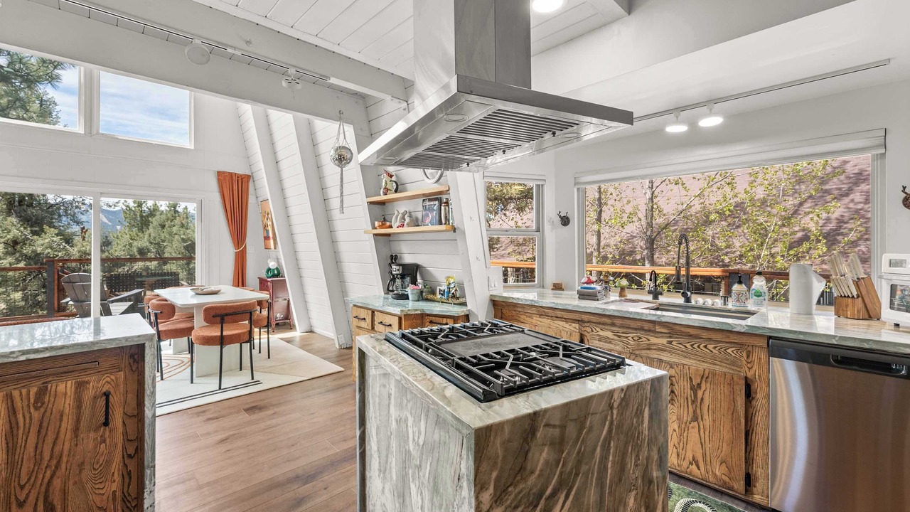 Photo of Kitchen in Big Bear City