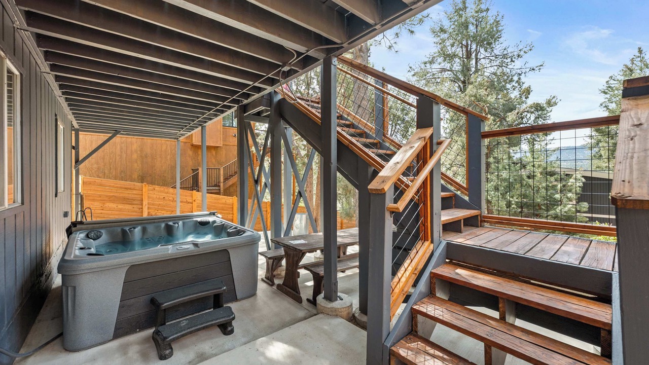 Photo of Patio Balcony in Big Bear City
