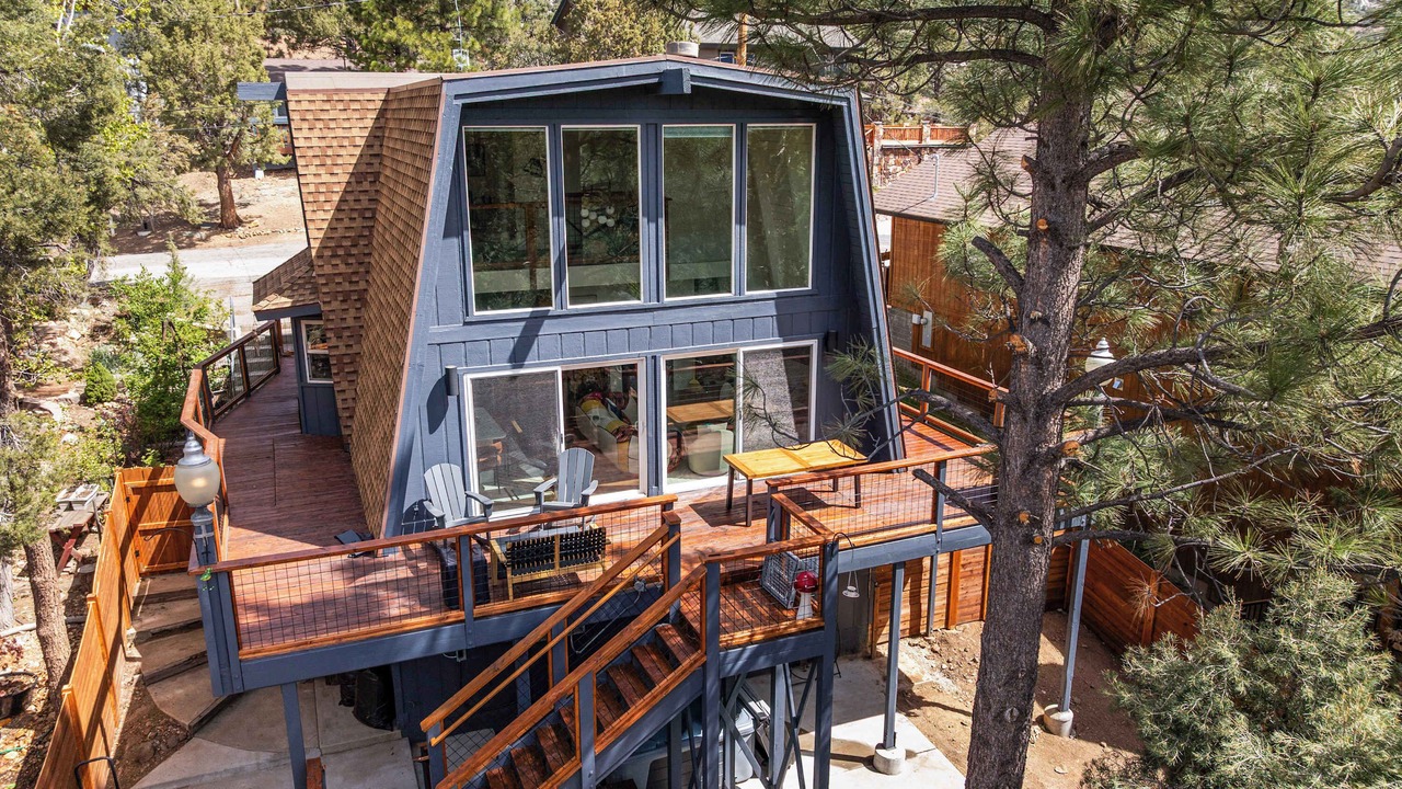 Photo of Patio Balcony in Big Bear City