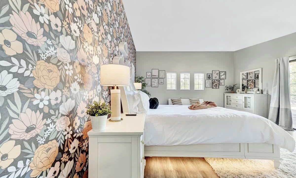 Photo of Bedroom in Spring Valley