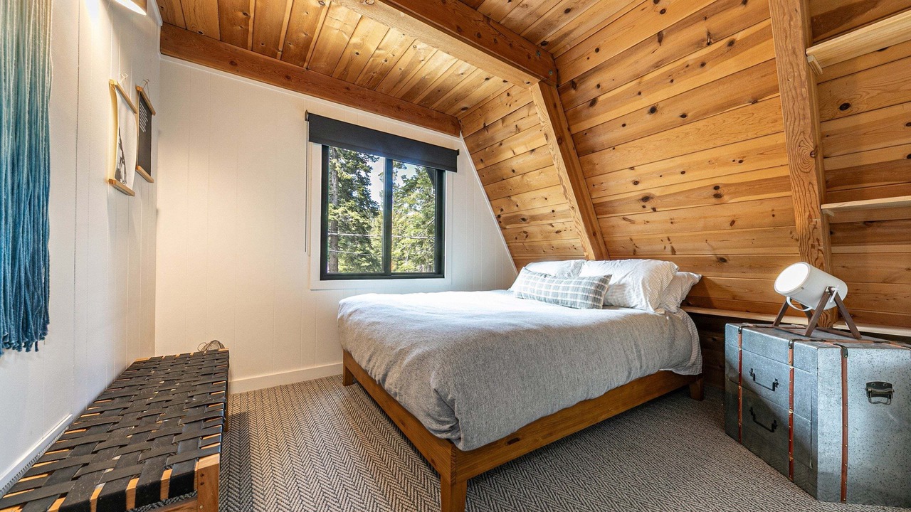 Photo of Bedroom in Tahoma