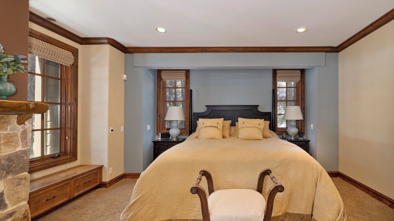 Photo of Bedroom in Mammoth Lakes