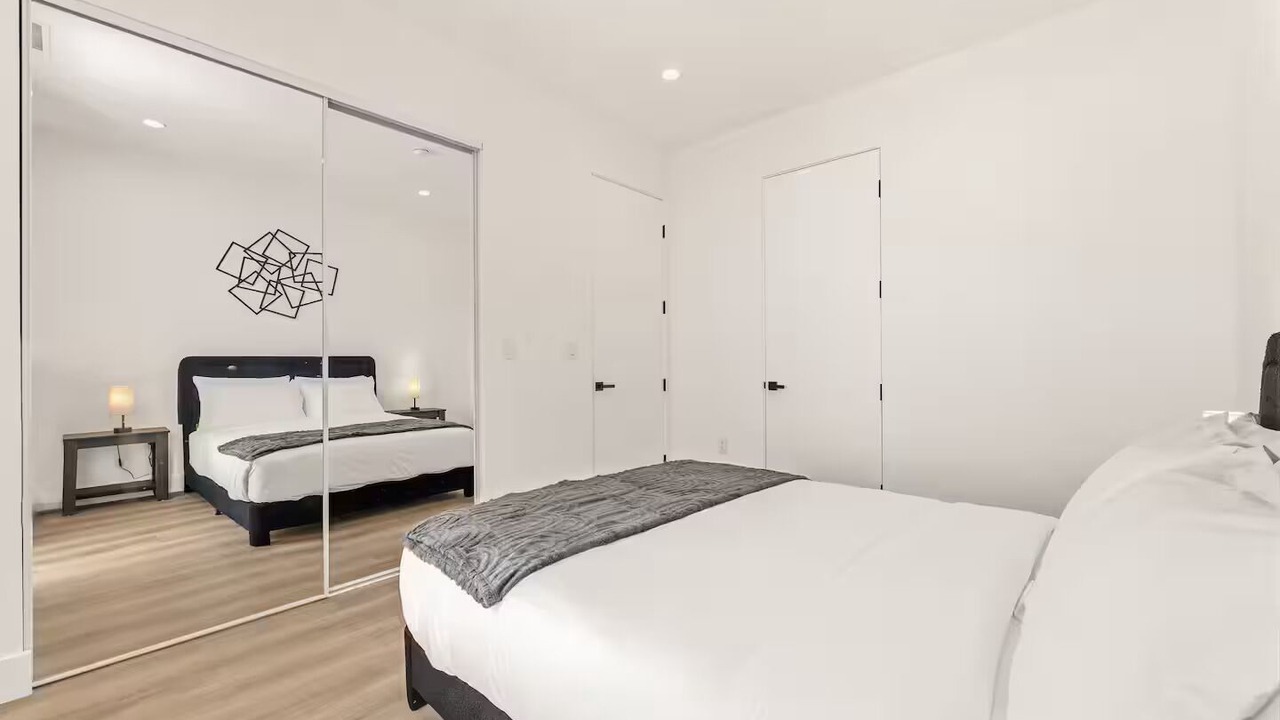 Photo of Bedroom in Beverly Hills