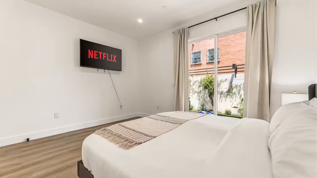 Photo of Bedroom in Beverly Hills