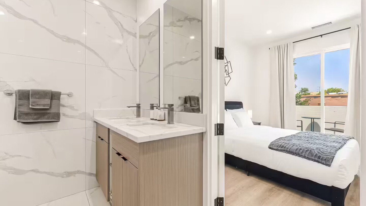 Photo of Bedroom in Beverly Hills