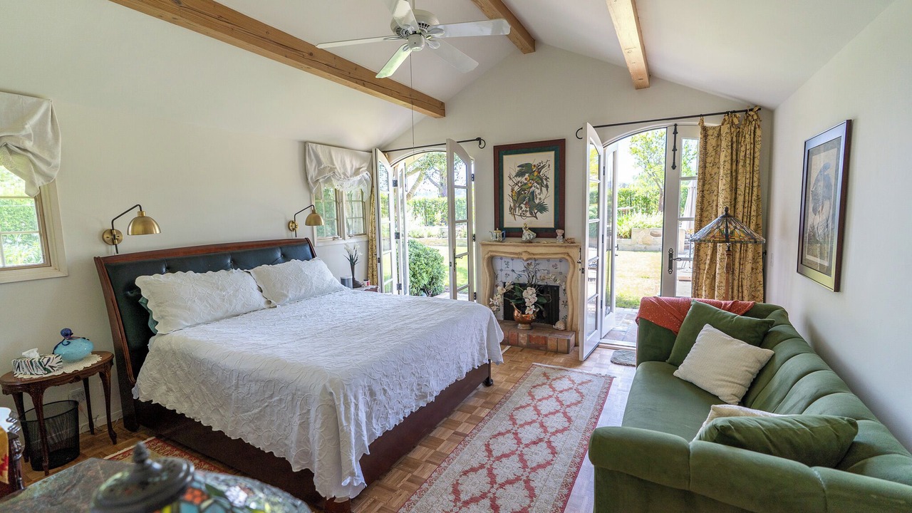 Photo of Bedroom in Goleta