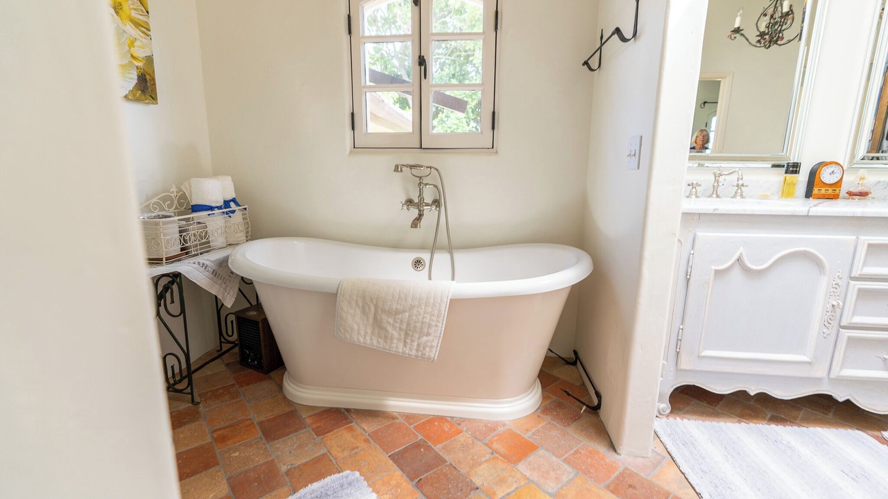 Photo of Bathroom in Goleta
