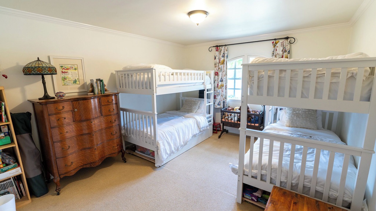 Photo of Bedroom in Goleta