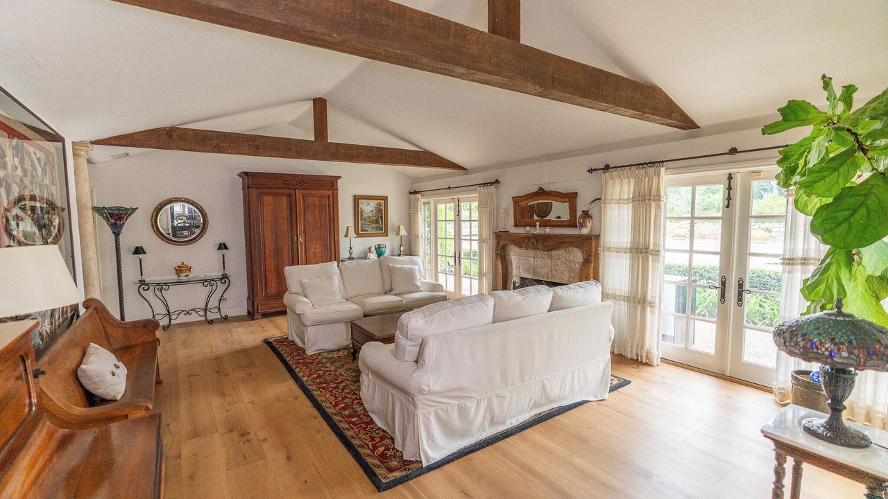 Photo of Livingroom in Goleta