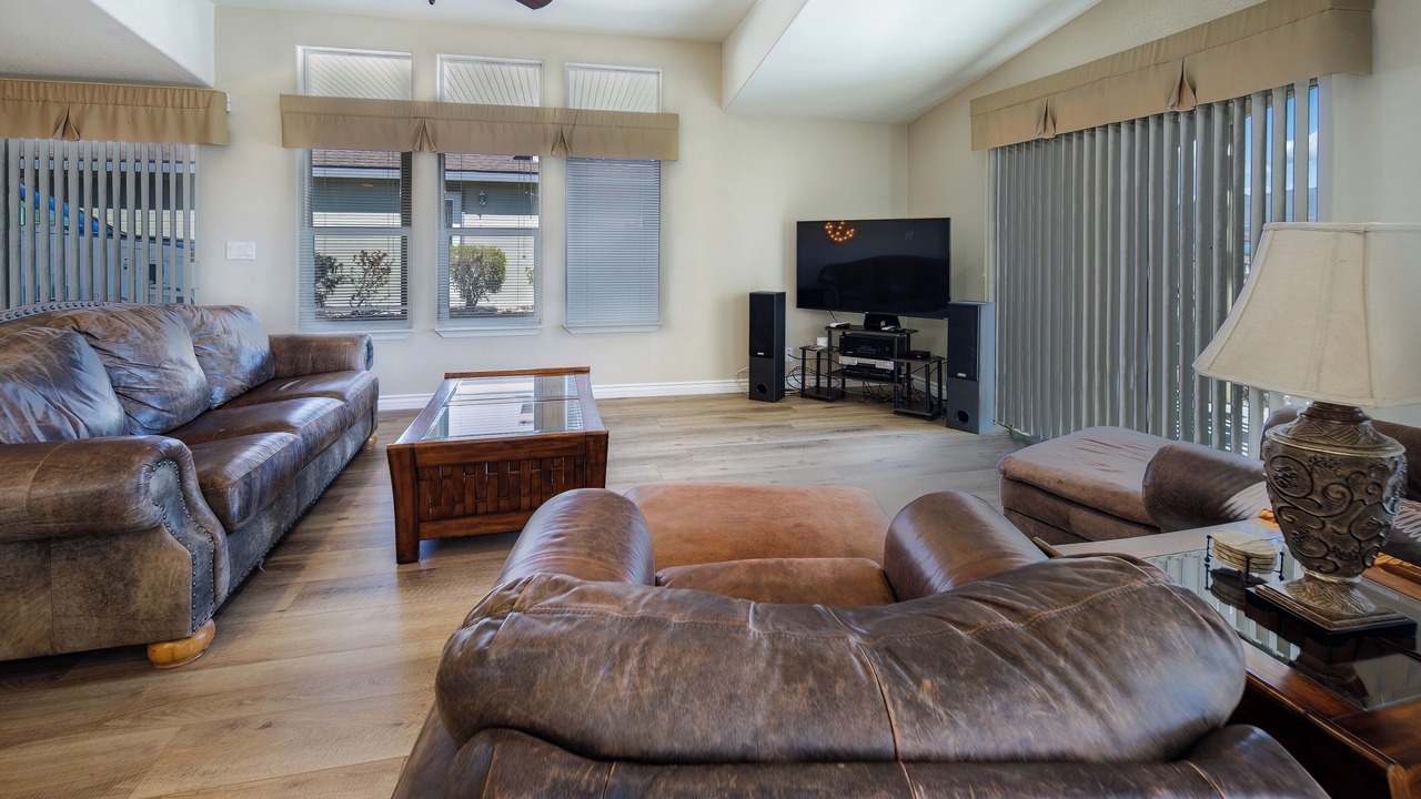 Photo of Livingroom in Havasu Lake