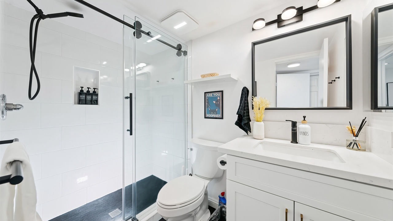 Photo of Bathroom in Arcadia