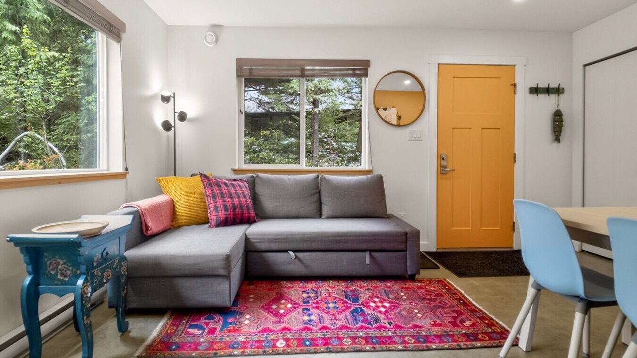 Photo of Livingroom in Ucluelet