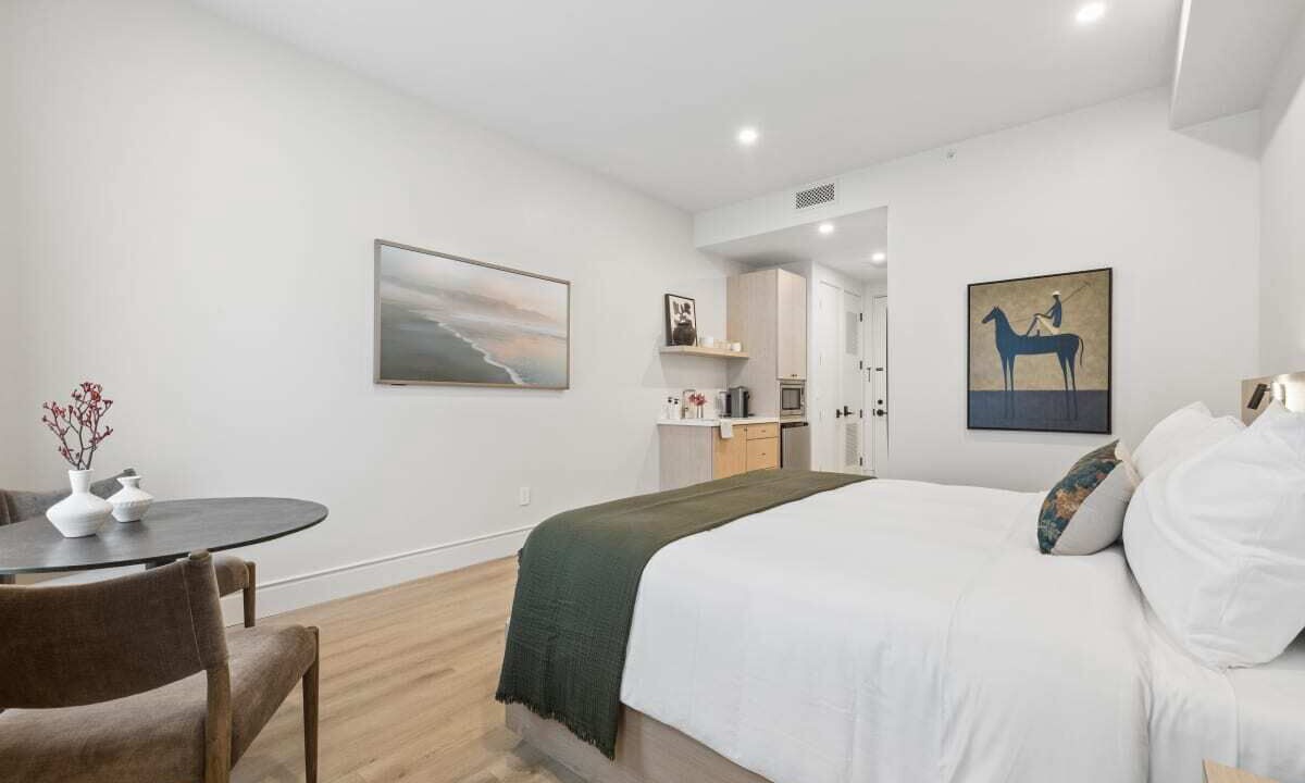 Photo of Bedroom in Oak Park