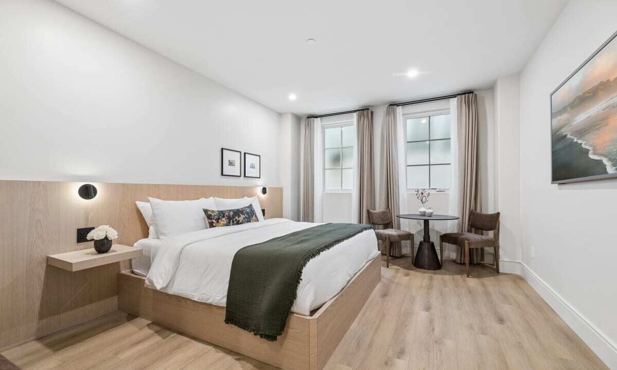 Photo of Bedroom in Oak Park