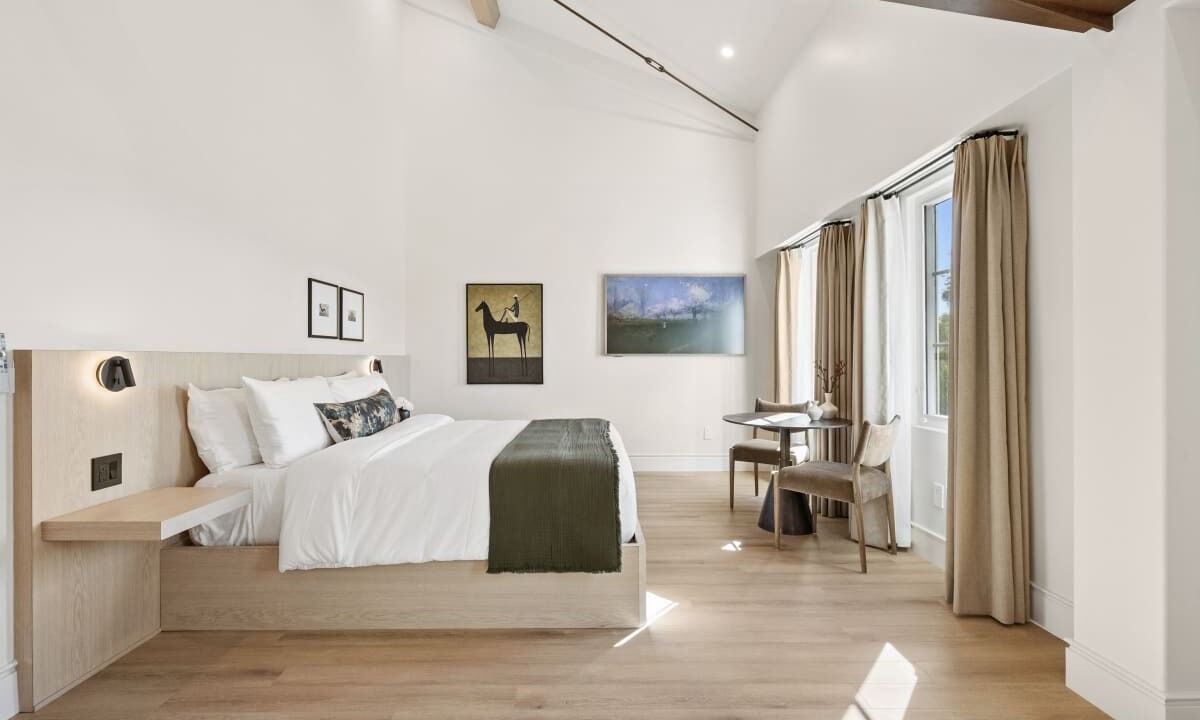 Photo of Bedroom in Oak Park
