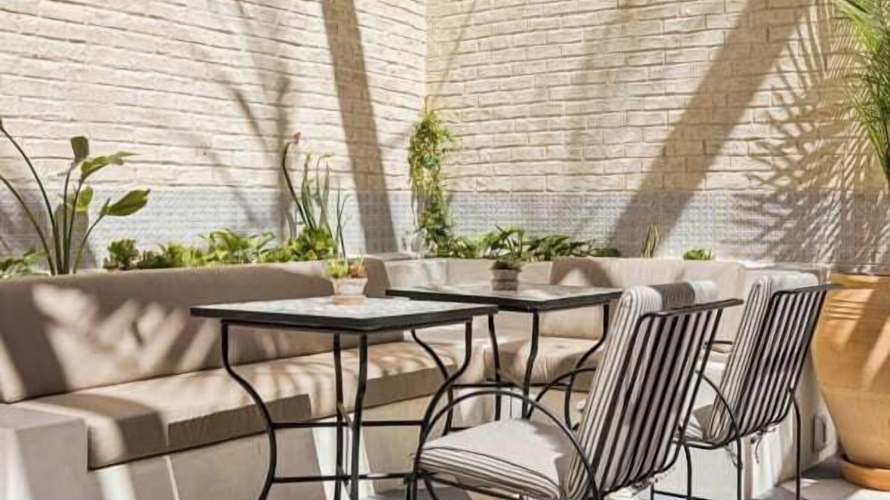 Photo of Outdoor in Oak Park