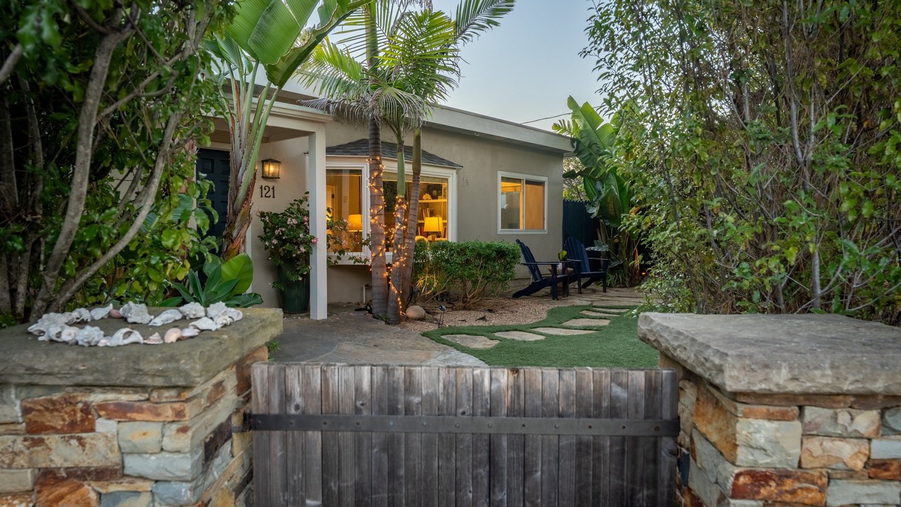 Photo of Patio Balcony in East Mesa