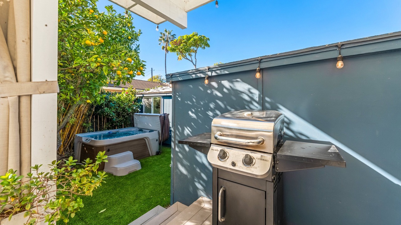 Photo of Patio Balcony in East Mesa