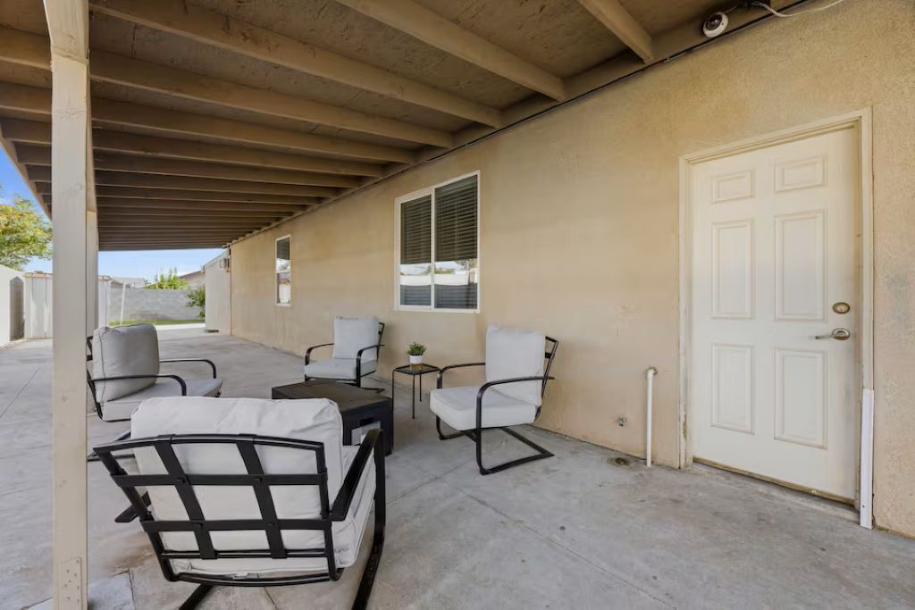 Photo of Patio Balcony in Pumpkin Center