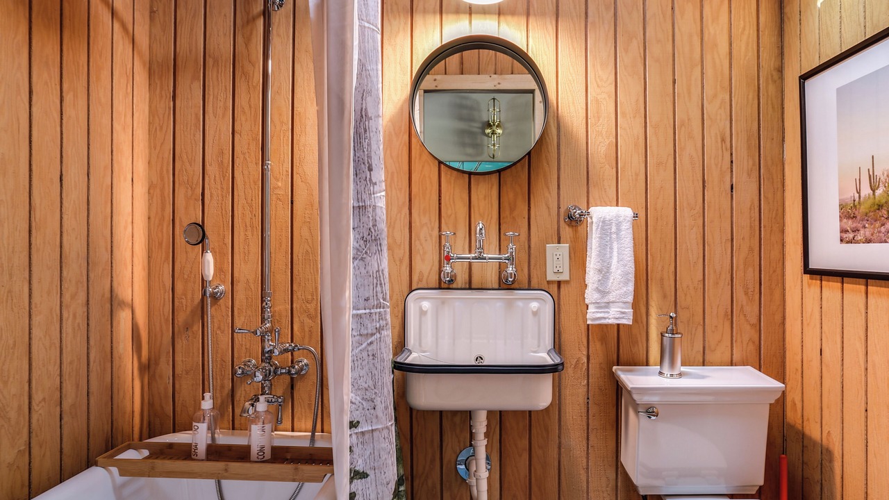 Photo of Bathroom in Landers