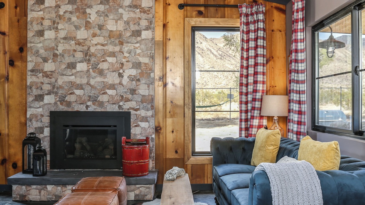 Photo of Livingroom in Landers