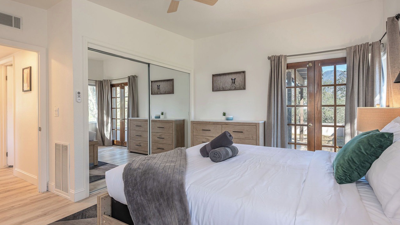 Photo of Bedroom in Three Rivers