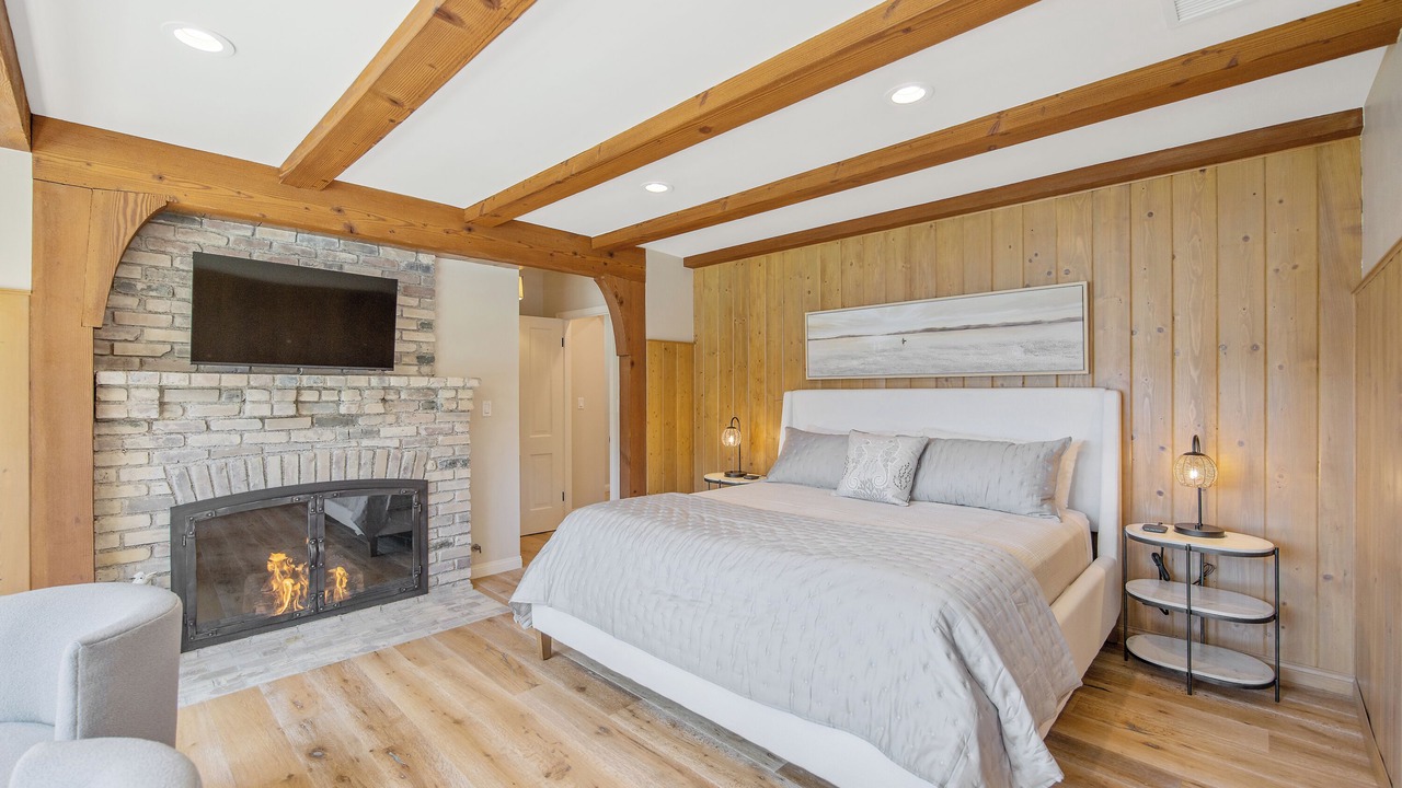 Photo of Bedroom in Thousand Oaks